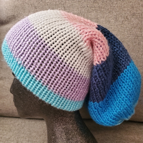 Reversible Handmade Unisex Beanie - Picture 4 of 4